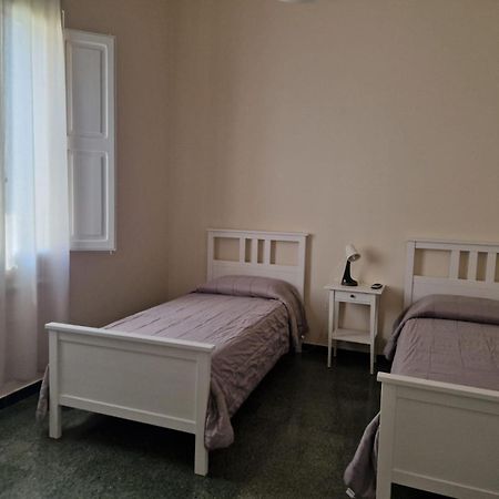 דירות Dimora Gli Archi לצ'ה מראה חיצוני תמונה